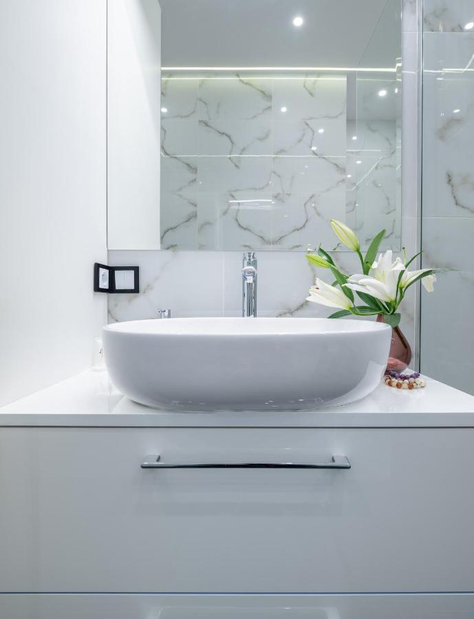 Marszalkowska Center Serviced Apartments วอร์ซอ ภายนอก รูปภาพ